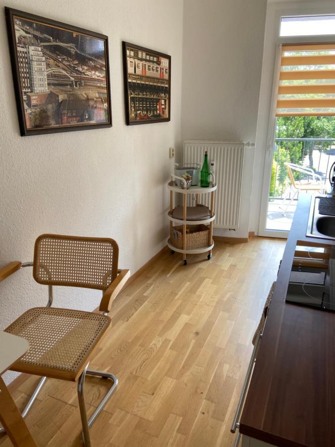 Schoene Mit Kostenlosem Parkplatz Apartamento Cottbus